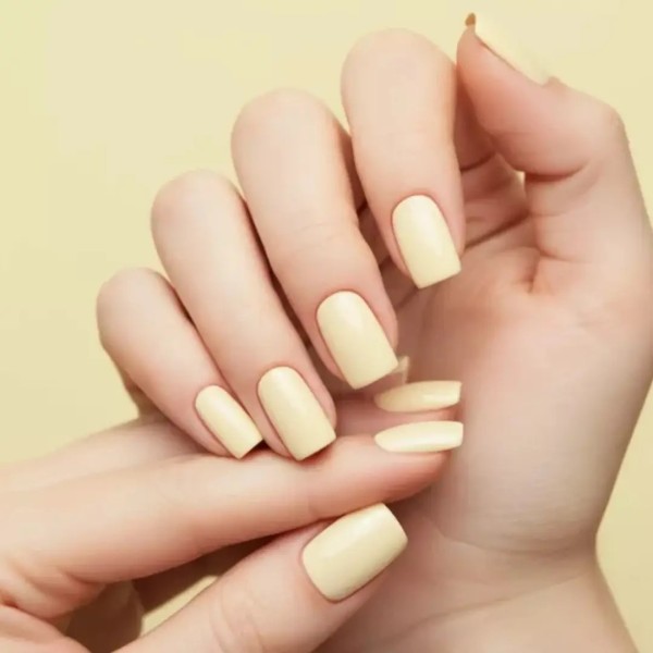 Gel Polish 452 Butter Cookie Amarillo Pastel | Victoria Vynn